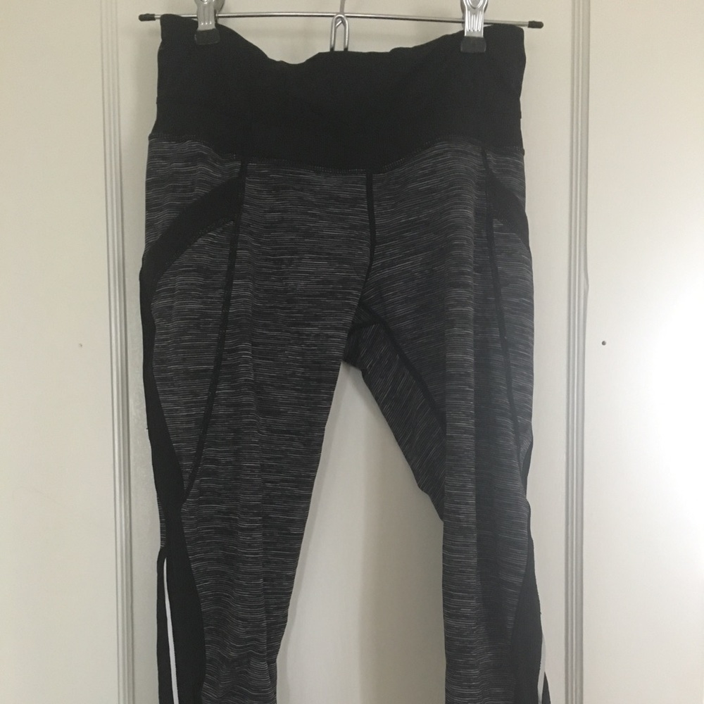 Lululemon luxtreme running crops